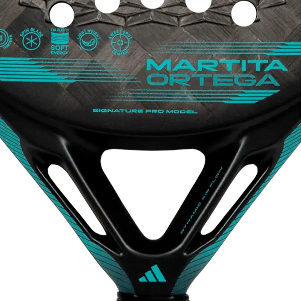 Adidas Cross it light Marta Ortega 3.3